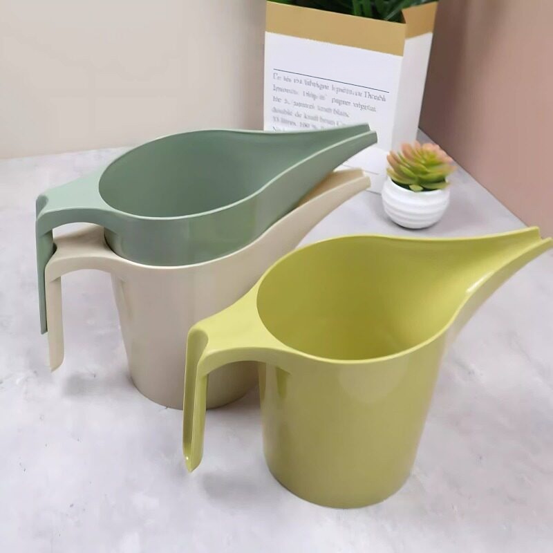 Regador de Plástico com Bico L - Watering Can Long Spout avaliação e preço